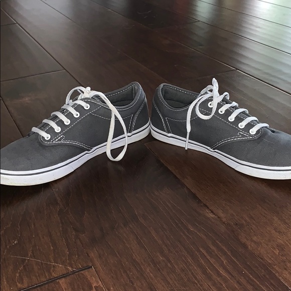 Vans - Picture 6 of 7